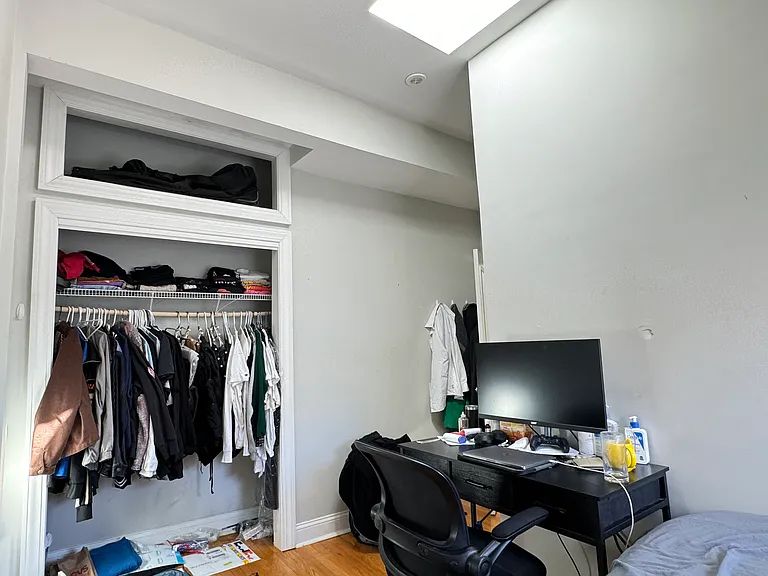 6 Saint James Pl — Photo 11