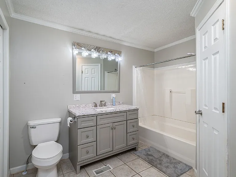 3635 Jennifer Ballenger Ln — Photo 6