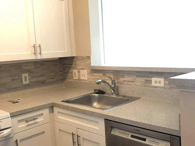 1645 International Dr #412 — Photo 5