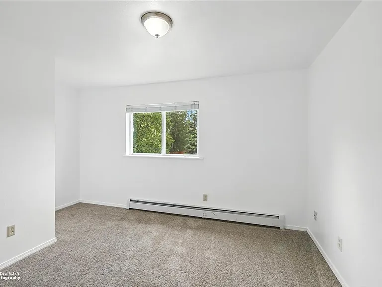 11480 E Crimsonview Dr — Photo 33