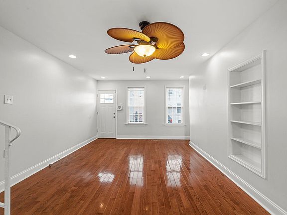 4th image of 2529 Memphis St Unit 1