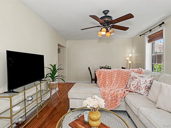 2nd image of 1815 Palmer Avenue #2L