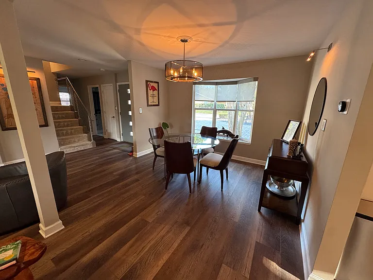 465 Mandalay Rd — Photo 10