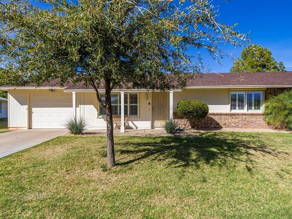 1st image of 10006 W Manzanita Dr