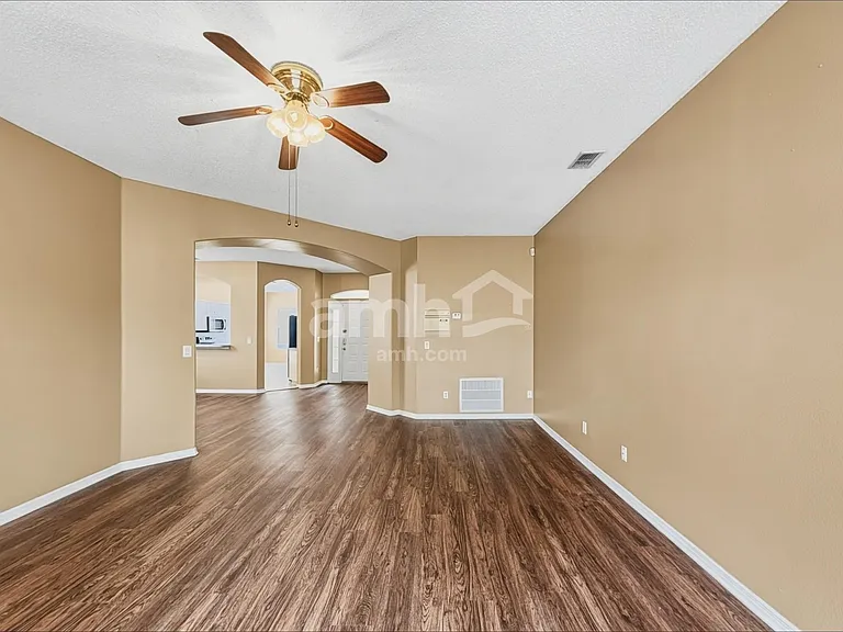 922 Lake Biscayne Way — Photo 14