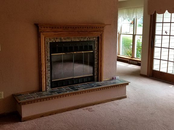 4th image of 19595 Chad Ln