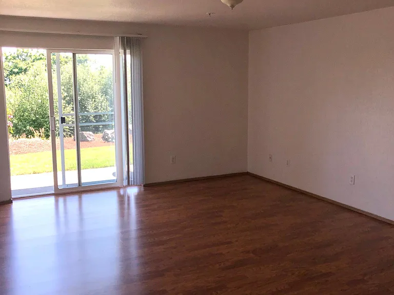 3733 Waller Rd E #104 — Photo 25