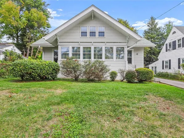 39 Conklin Avenue, Cortlandt Manor, NY 10567