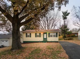 4016 Shirley Dr, Saint Louis, MO 63121