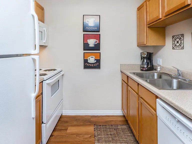 Mesa Royale 55+ Active Community — Photo 30
