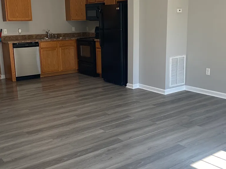 521 McFadin Station St #D — Photo 6