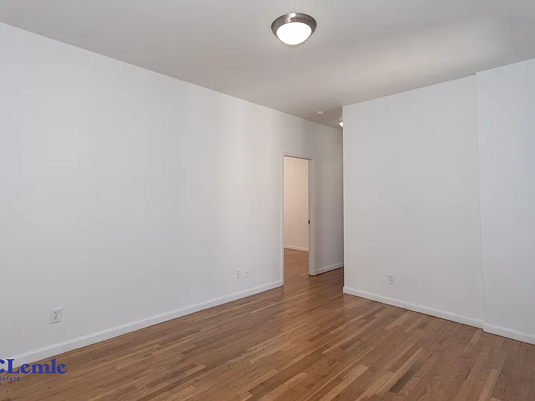 141 E 26th St #6C — Photo 4