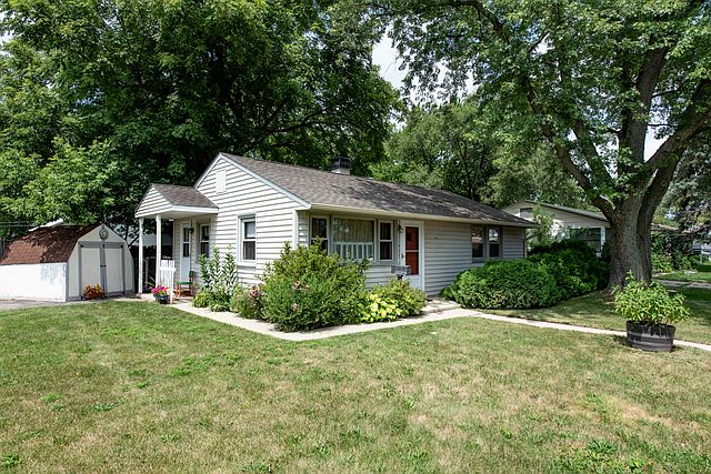 2nd image of 1506 Glen Rock Ave