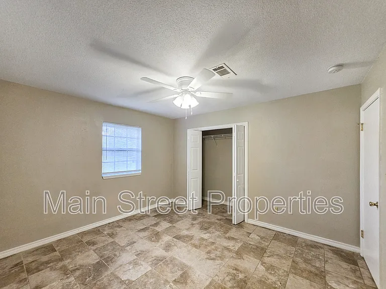 7816 Sabra Dr — Photo 8