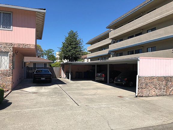 5th image of 496 W Joaquin Ave