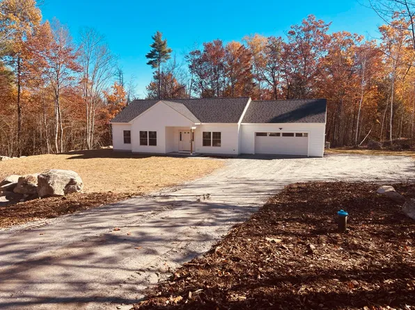 48 Jessica Way, Poland, ME 04274