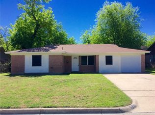 337 Lena Ln, Burleson, TX 76028