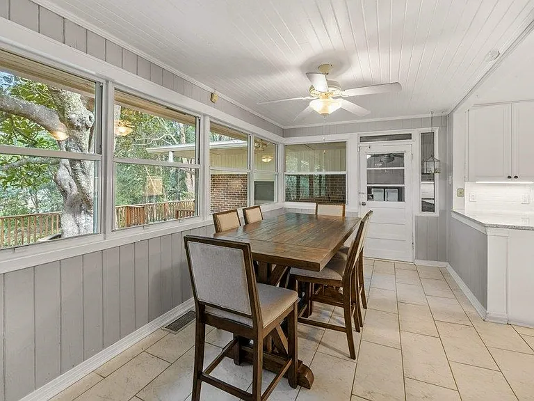 1142 Old Fort Dr — Photo 18