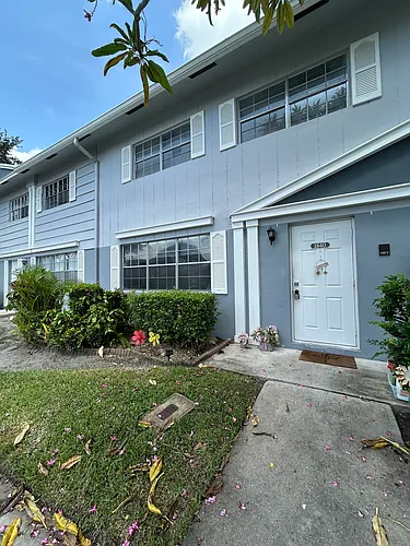 1840 SW 81st Ter #1 Photo 1 1840 SW 81st Ter #1 Photo 1