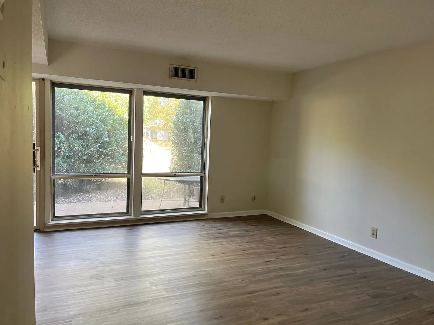 Freshly Renovated 2-Bedroom Unit! — Photo 2