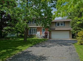 581 W Highland Rd, Northfield, OH 44067