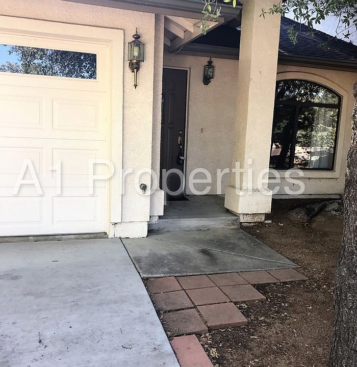1st image of 1527 Sierry Peaks Dr