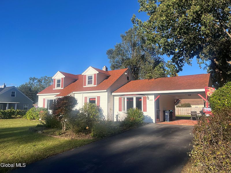 3rd image of 1012 Alheim Drive