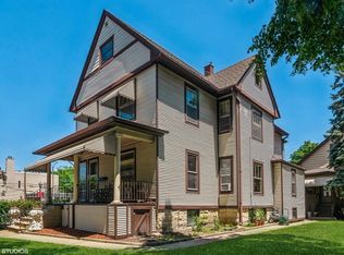 426 Hannah Ave #2, Forest Park, IL 60130