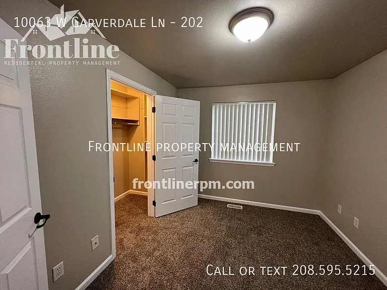 10063 W Garverdale Ln #202 — Photo 12