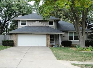 3302 Leawood Dr, Bellevue, NE 68123