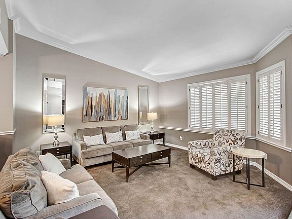 4th image of 2115 Skylark Cir
