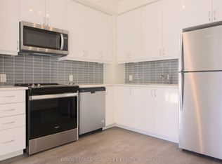 4955 Yonge St #607, Toronto, ON M2N 5N6