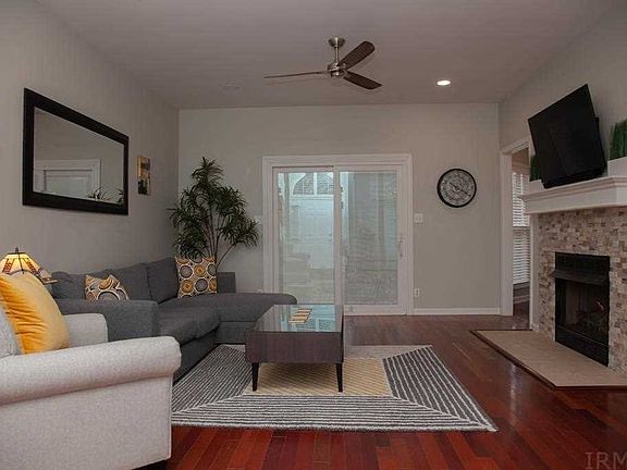 3rd image of 3366 Westhampton Dr