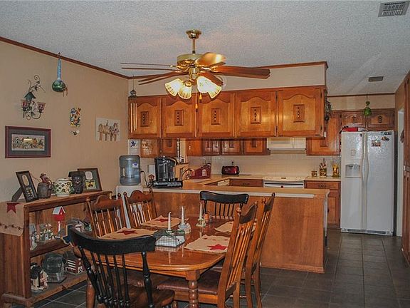 3rd image of 1439 Inglewood Dr