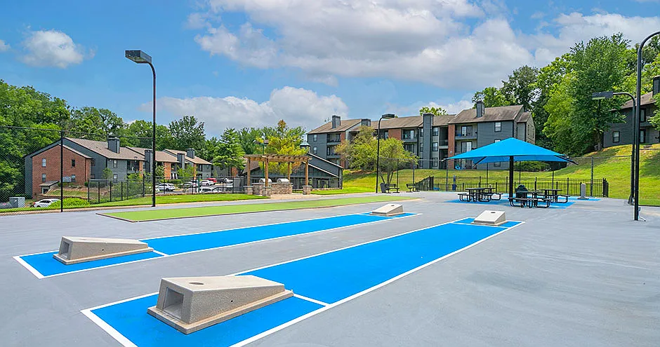 Residences at Glenview Reserve Apartment Homes — Photo 4