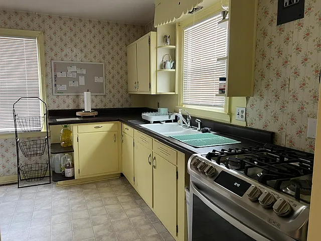 2 bed, 1200 sqft, $1,200 — Photo 2