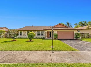 11614 SW 101st Ter, Miami, FL 33176