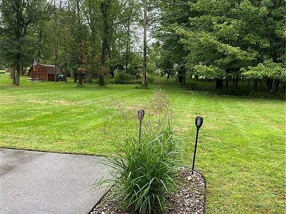 4th image of 119 Hitchcock Dr