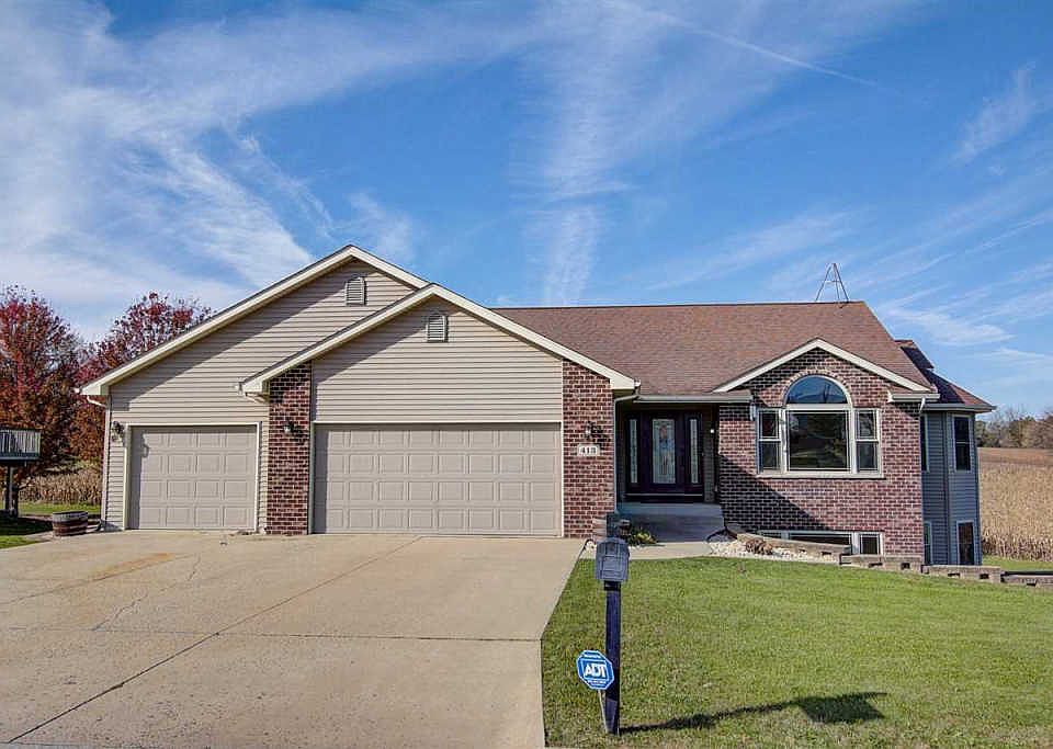 1st image of 413 Comfortcove St