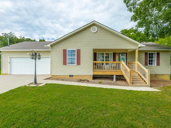 696 Taylor Broome Rd, Chickamauga, GA 30707