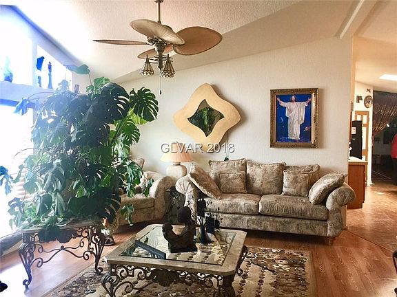 5th image of 910 Luella Ct