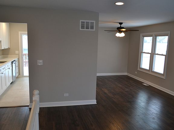 2nd image of 1918 Towner Ln