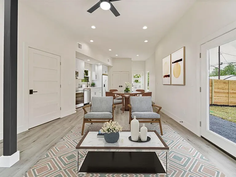8507 Hathaway Dr — Photo 12