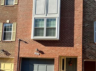 928 S Rolfe St, Arlington, VA 22204