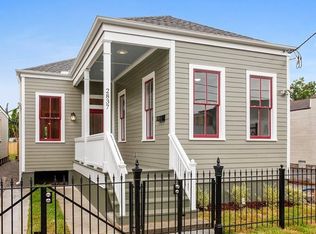 2837 Livaudais St, New Orleans, LA 70125