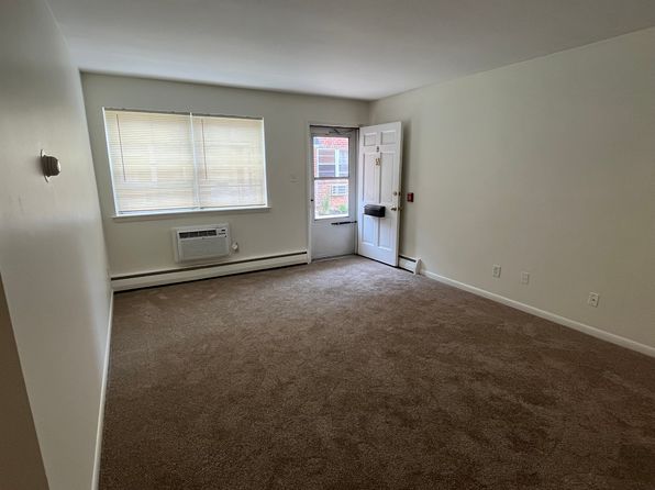 330 William St APT B
