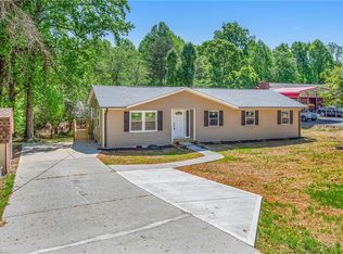 4263 Mecum Rd, Walkertown, NC 27051