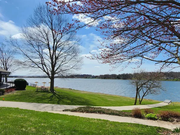 2015 Hillsdown Rd, Davis, IL 61019