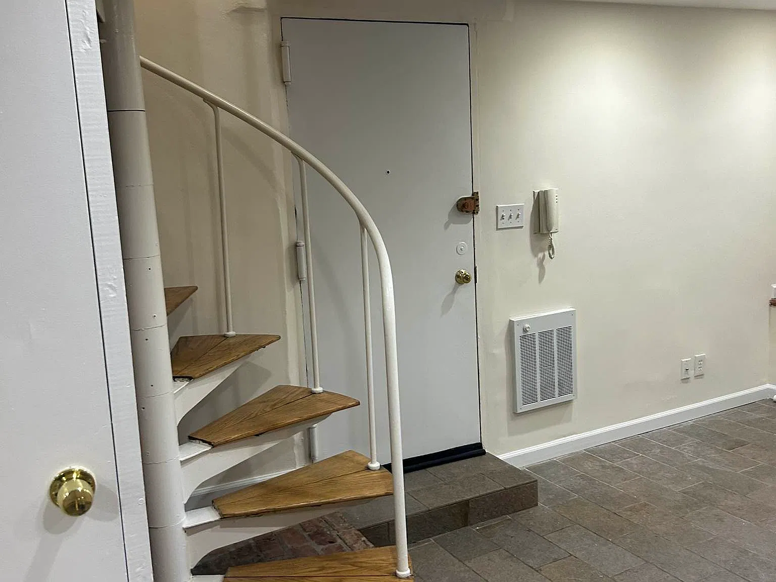 155 East 84th Street — Photo 2