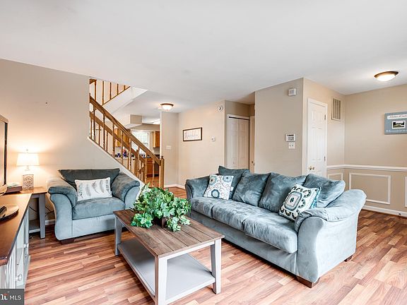 4th image of 15437 Windsong Ln